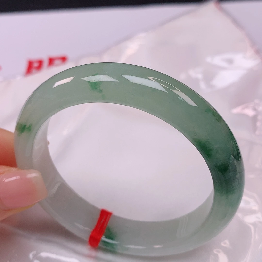 【闪购商品】未镶嵌手镯翡翠51翡翠手镯