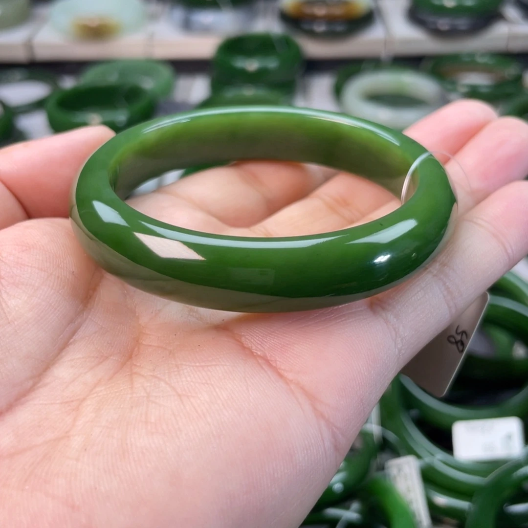 和田玉（碧玉）手镯未镶嵌