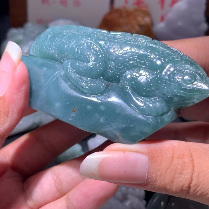 翡翠未镶嵌颈饰保真天然a货翡翠
