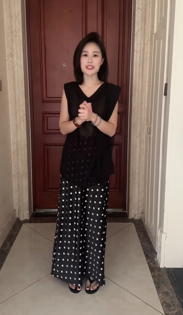 MissHuo 醋酸波点半身裙 A 黑色 831