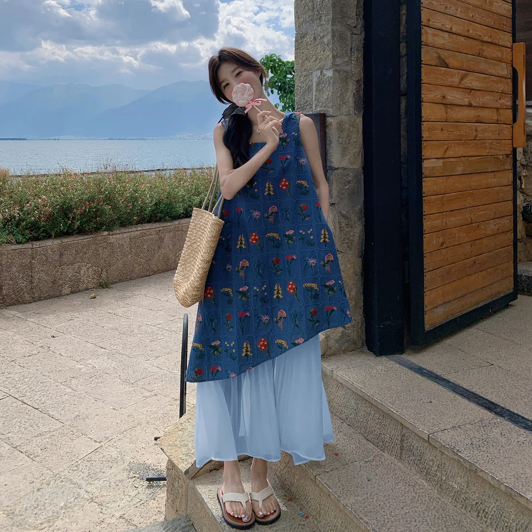 DUCURNO重工绣花假两件背心连衣裙女夏季2025新款宽松显瘦长裙子