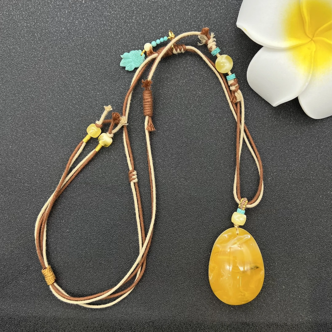 【润家原创】天然琥珀蜜蜡31.9*44mm花蜡精编绳水滴吊坠16.5g#6751