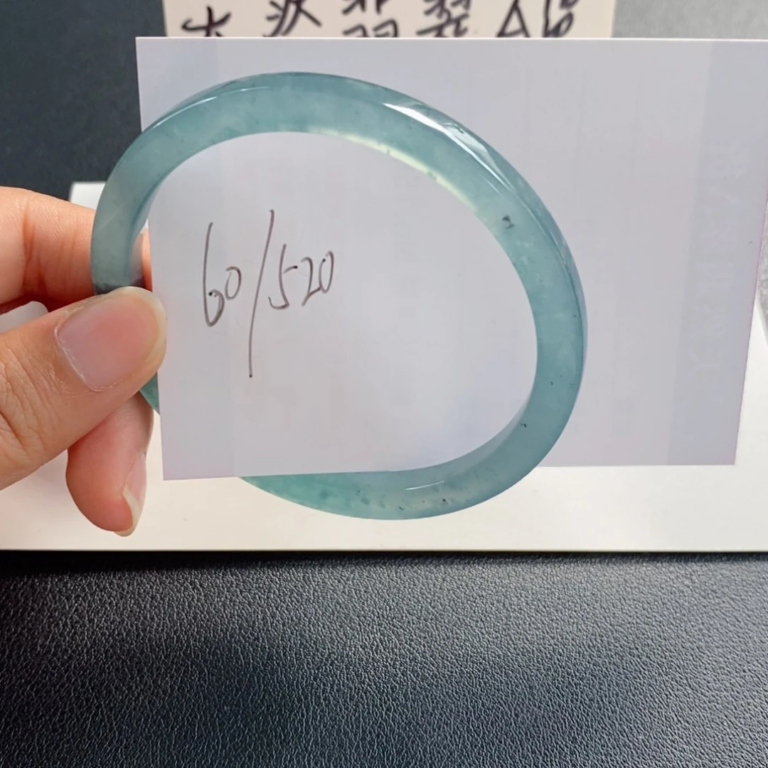 未镶嵌手镯翡翠天然翡翠