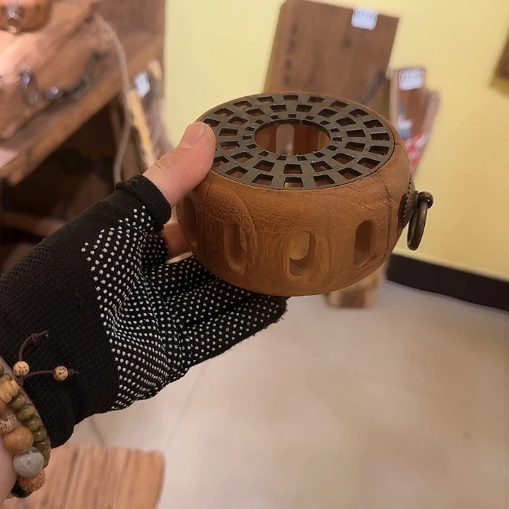 孟***麻老榆木丙烯颜料画