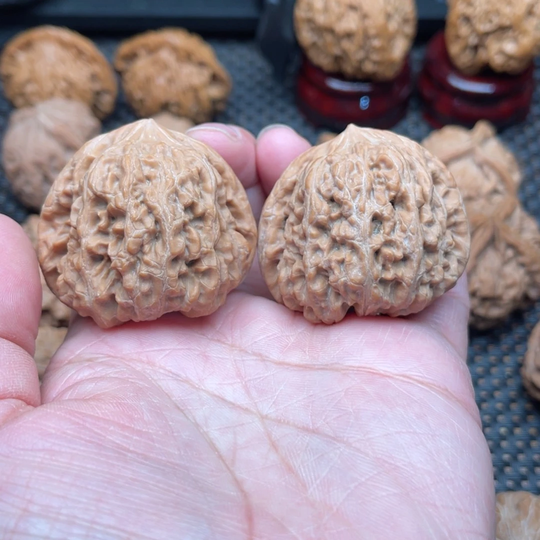 文玩核桃吊坠平谷凹底44尺