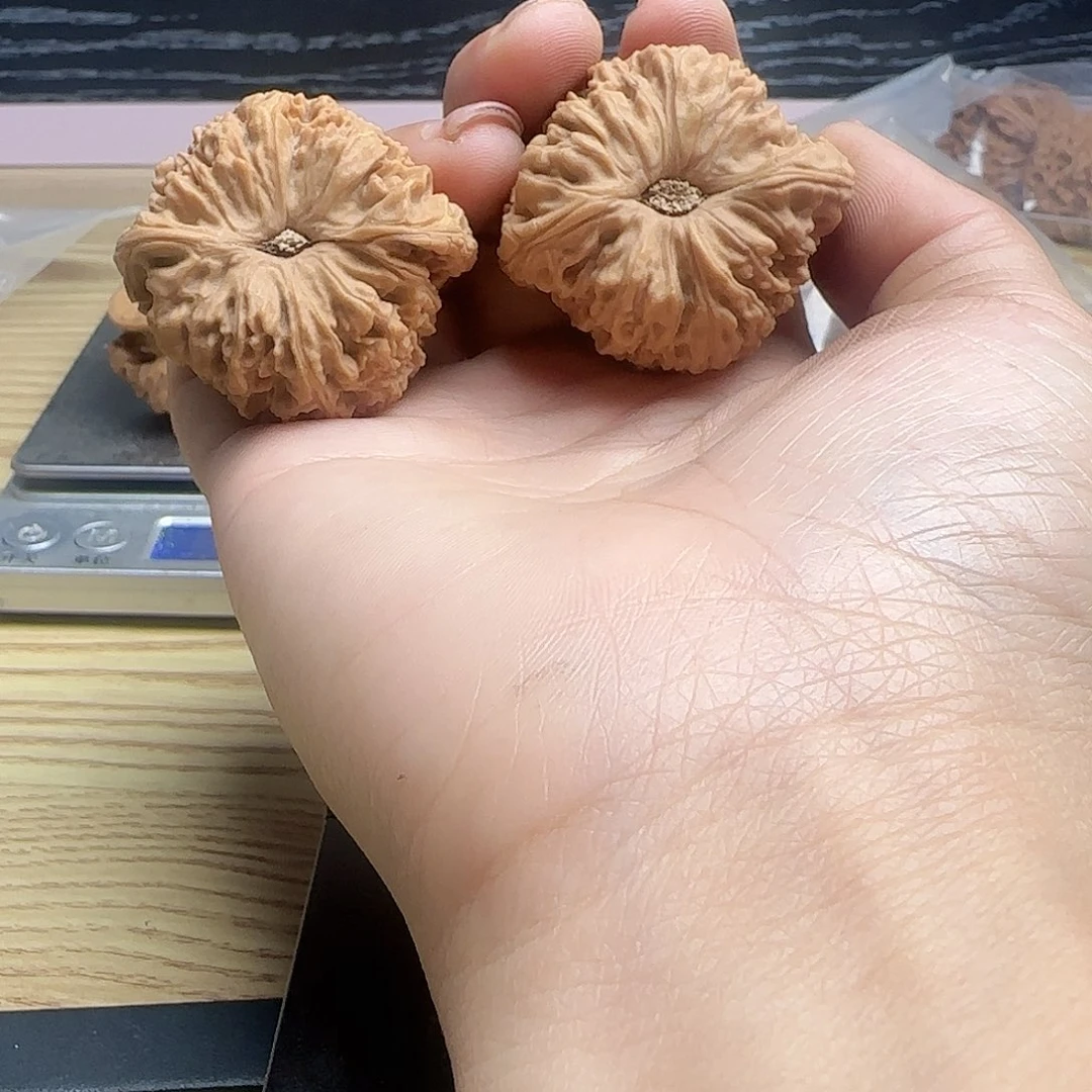 用***3桃核吊坠核桃核桃