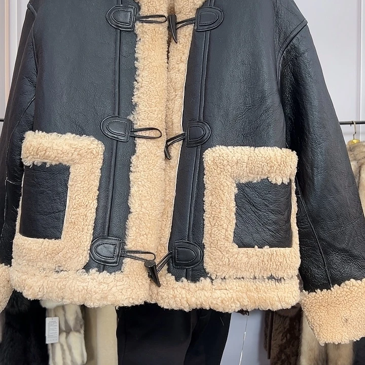 漫***步恒玖新款女装外套943