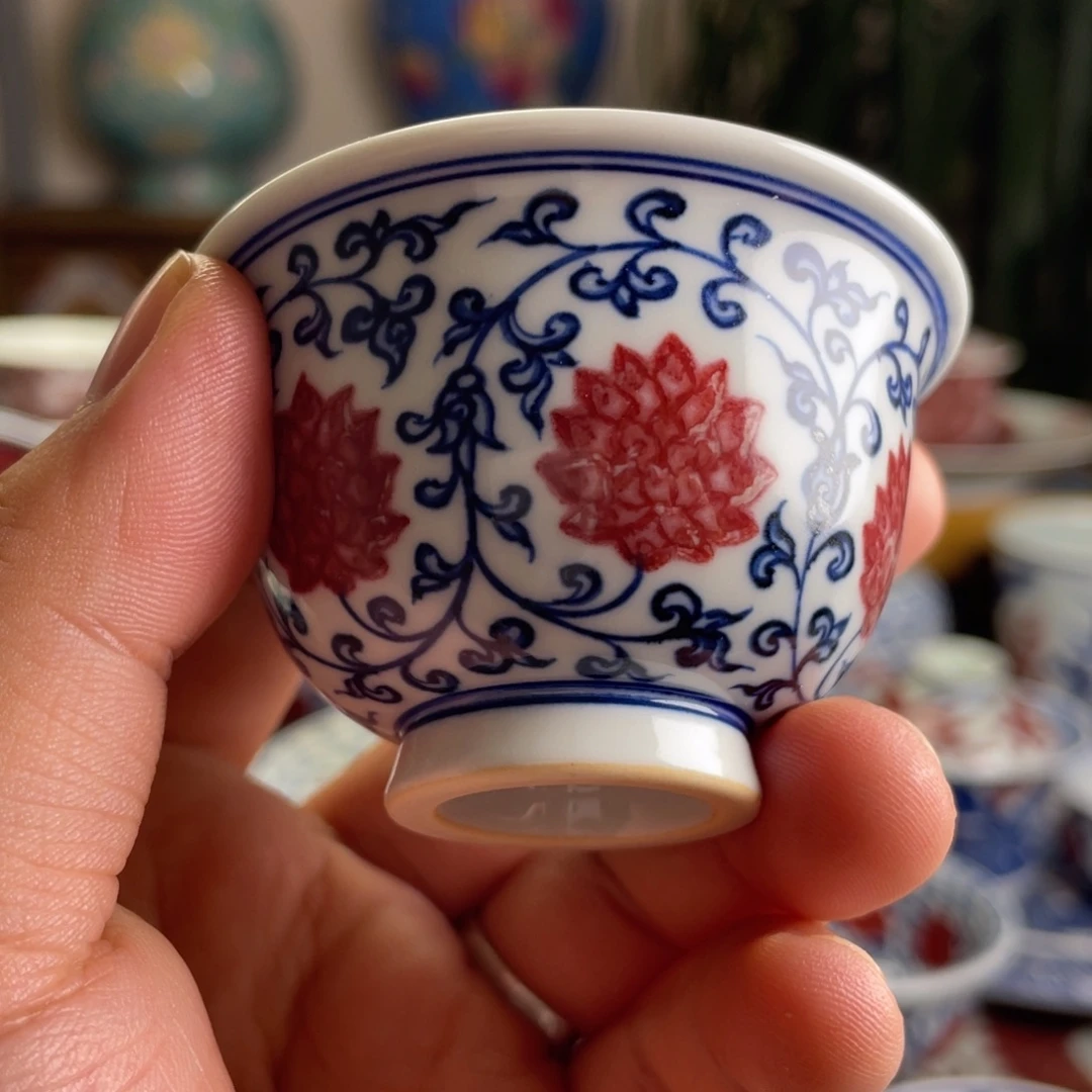 釉里红金刚莲一口杯