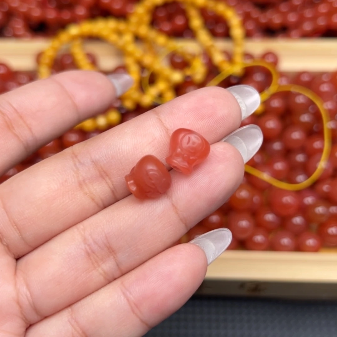 南红玛瑙未镶嵌吊坠(不含链)多样性