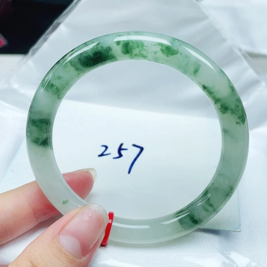 翡翠未镶嵌手镯（圆镯）圆条53