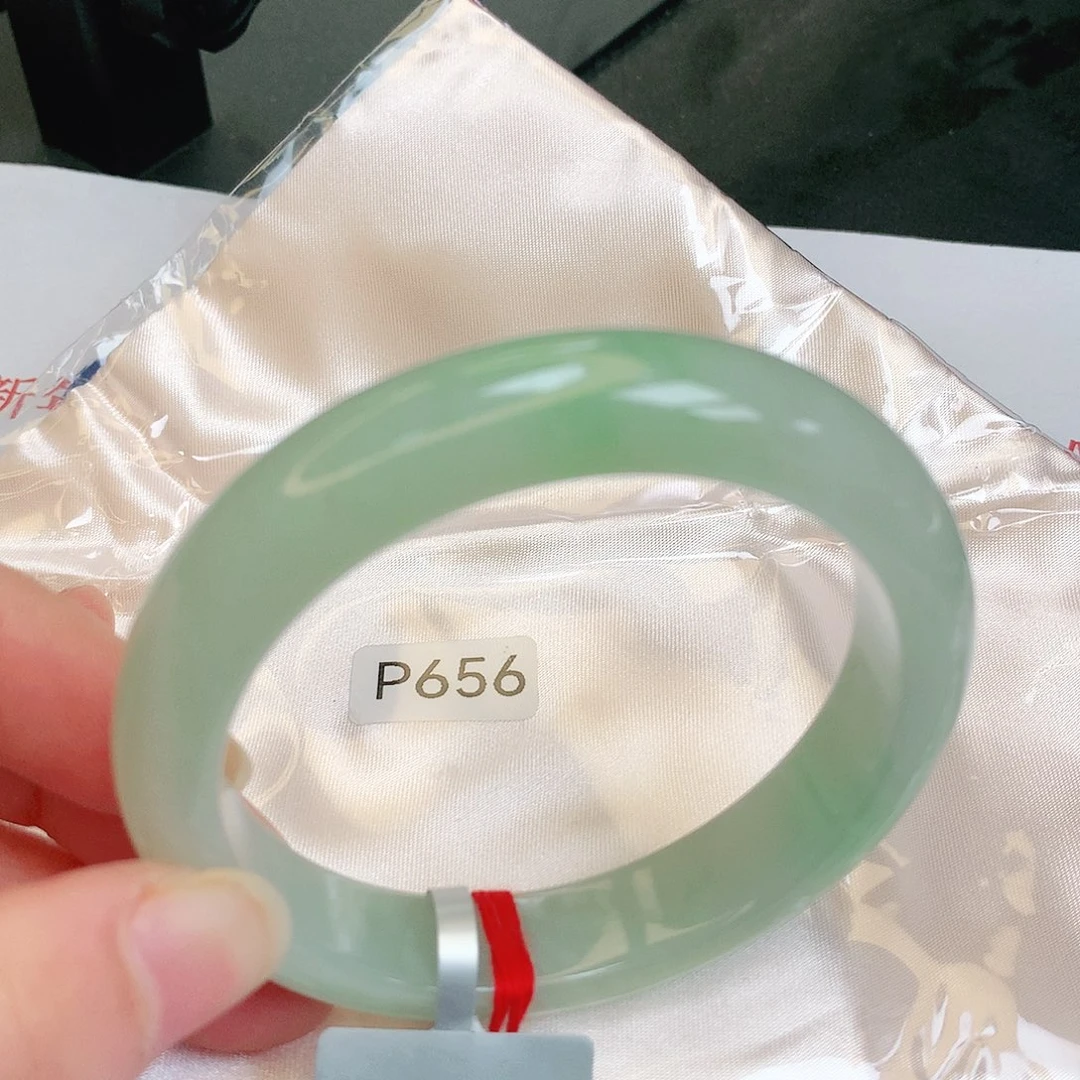 【闪购商品】翡翠手镯未镶嵌缅甸天然a货翡翠