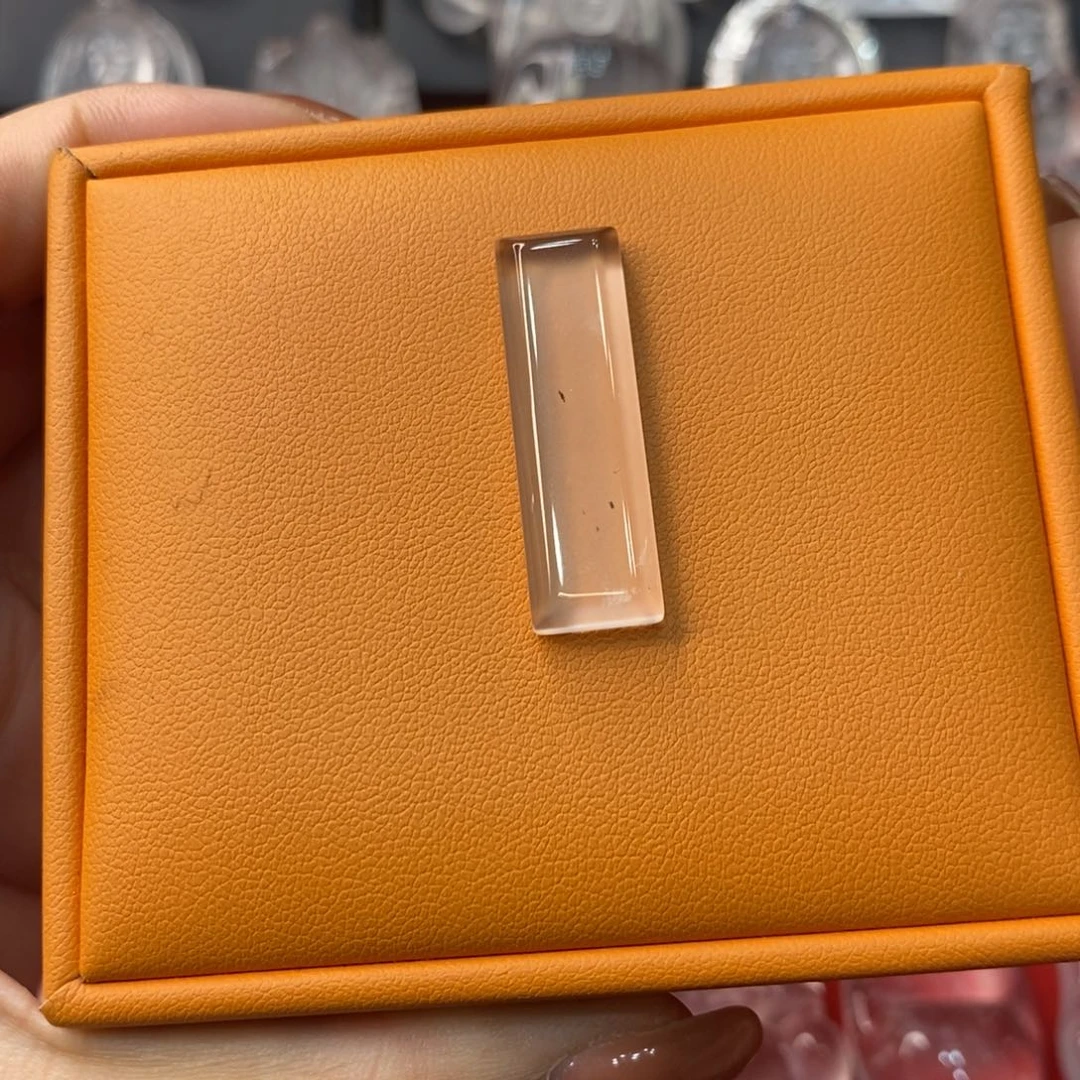 石英质玉未镶嵌吊坠