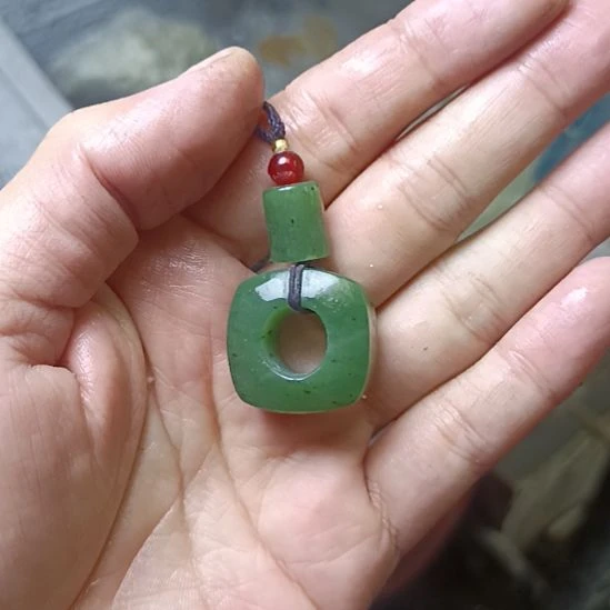 和田玉未镶嵌珠宝半成品