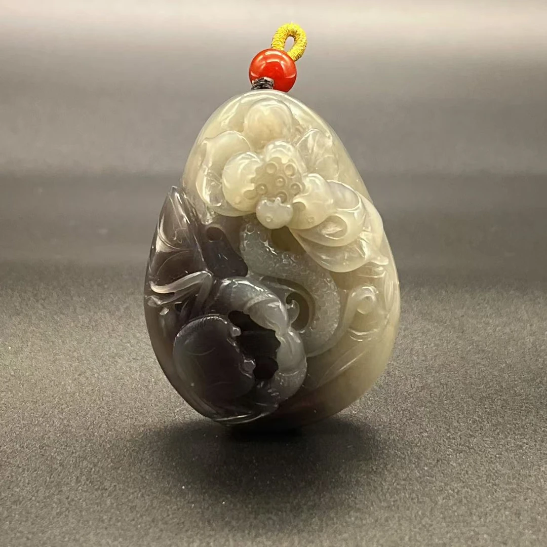 Z0090和田玉八方来财手把件