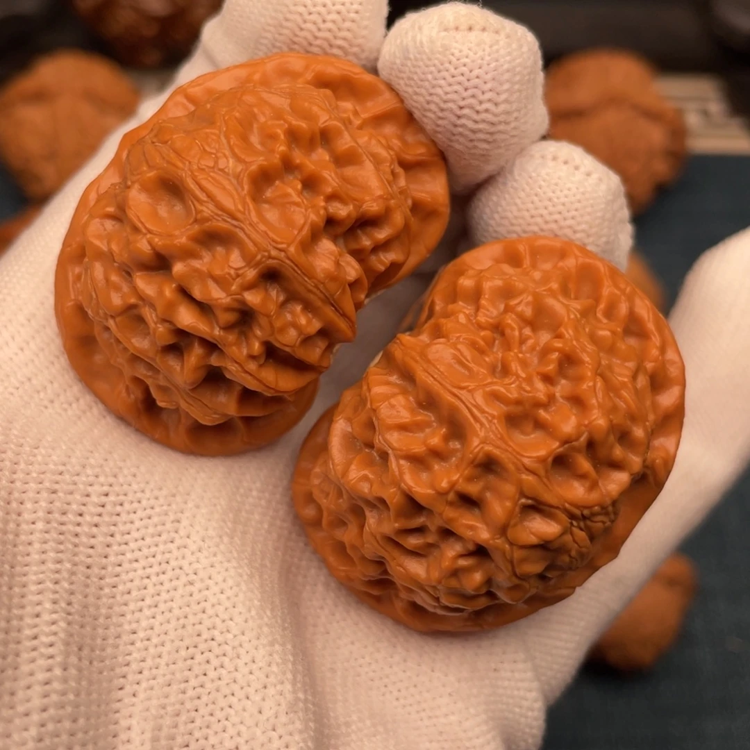 文玩核桃把件45桃心蜡皮灯