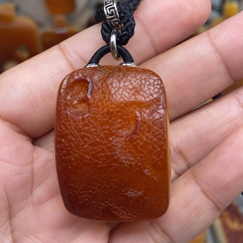 【闪购商品】未镶嵌颈饰琥珀