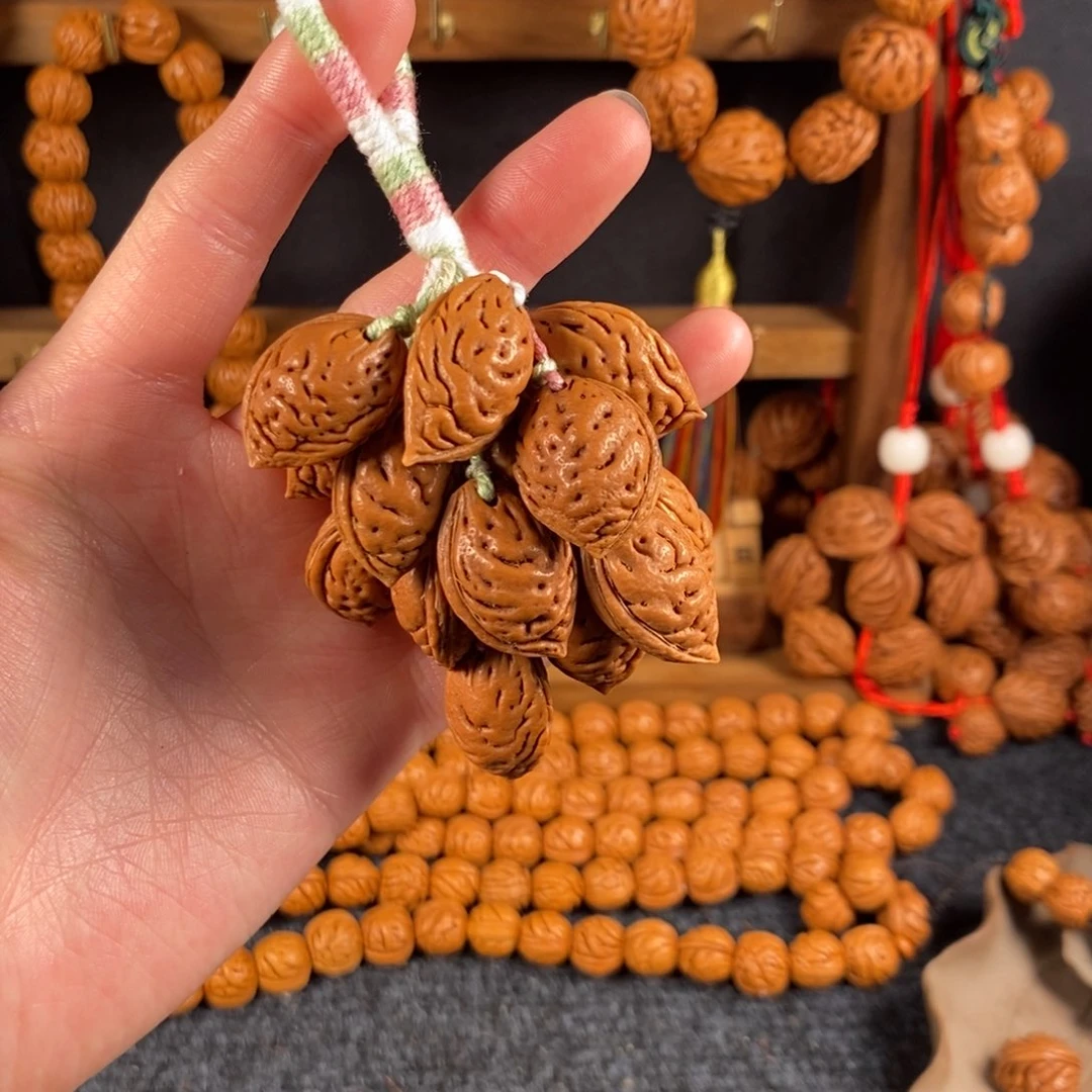 吊坠桃核桃枭手串