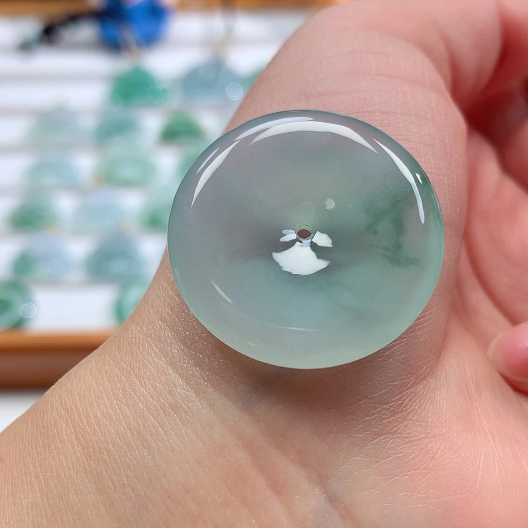 翡翠未镶嵌吊坠(不含链)29-5.6