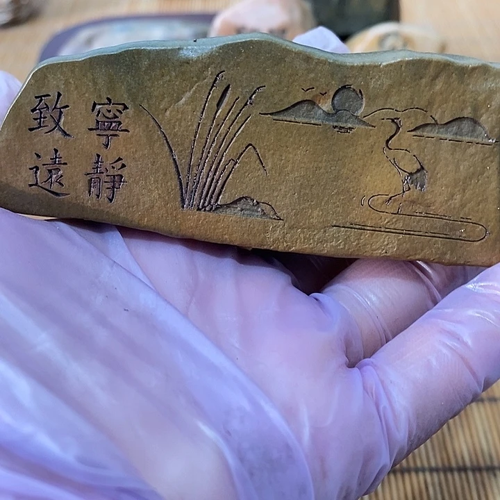 胖***翔原石雕刻工艺品手把摆件