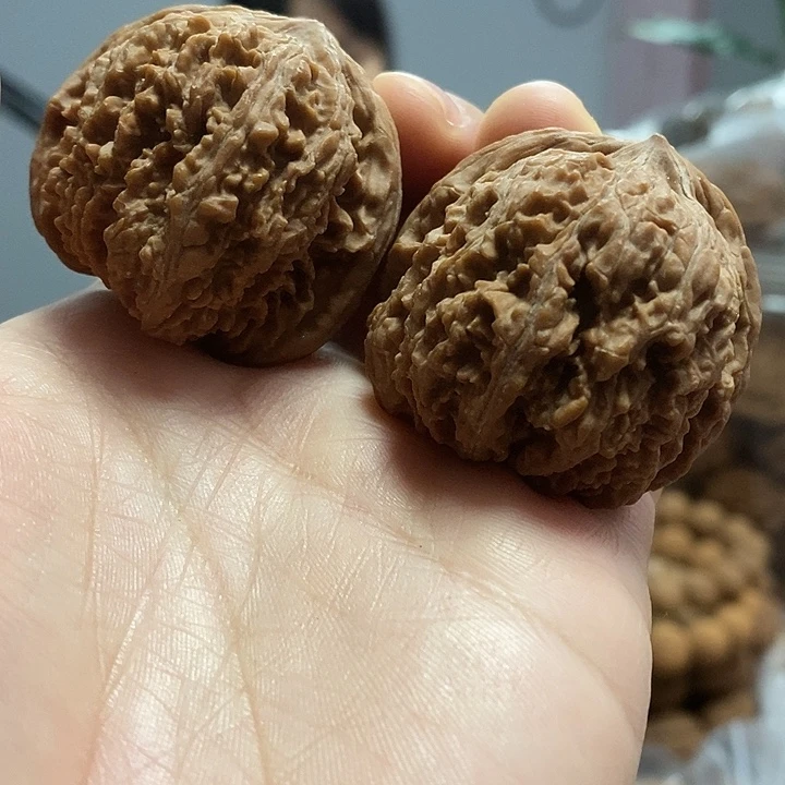 文玩核桃把件40小众137红皮