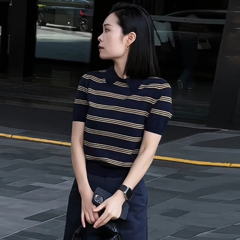 韩系设计感通勤条纹短袖针织衫女夏季新款时尚显瘦薄款T恤上衣潮