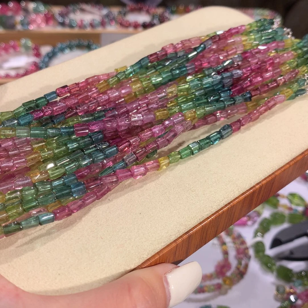 碧玺多样性发货一件未镶嵌