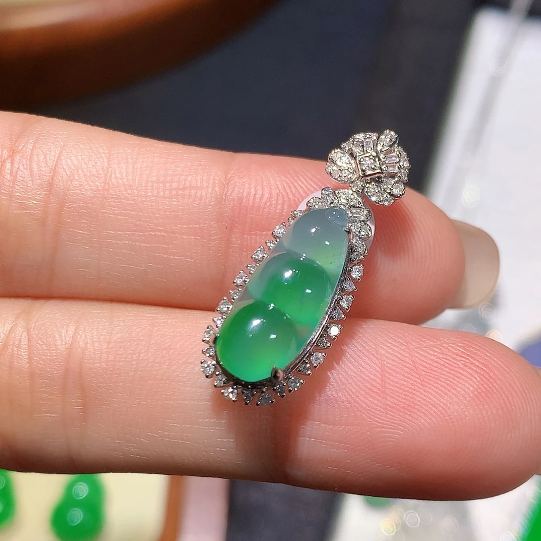 翡翠18K金镶嵌吊坠(不含链)