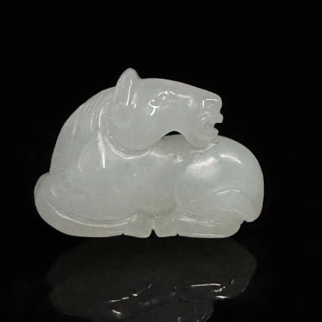 LOT22/20世纪前期和田玉马雕件/464745