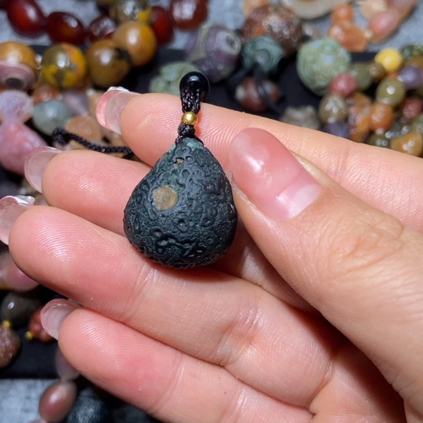 【闪购商品】玛瑙/玉髓项圈合金追***吧