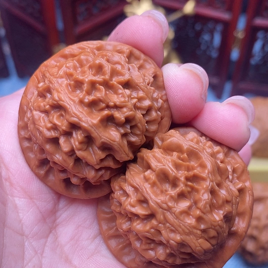 文玩核桃把件42精品毕业桃心宫灯