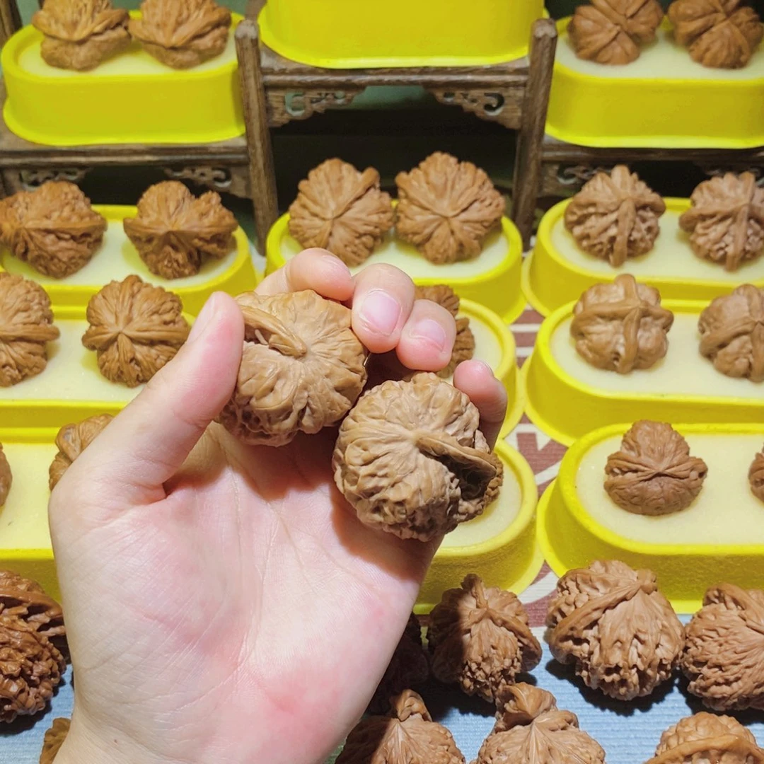 【闪购商品】文玩核桃吊坠一帆风顺