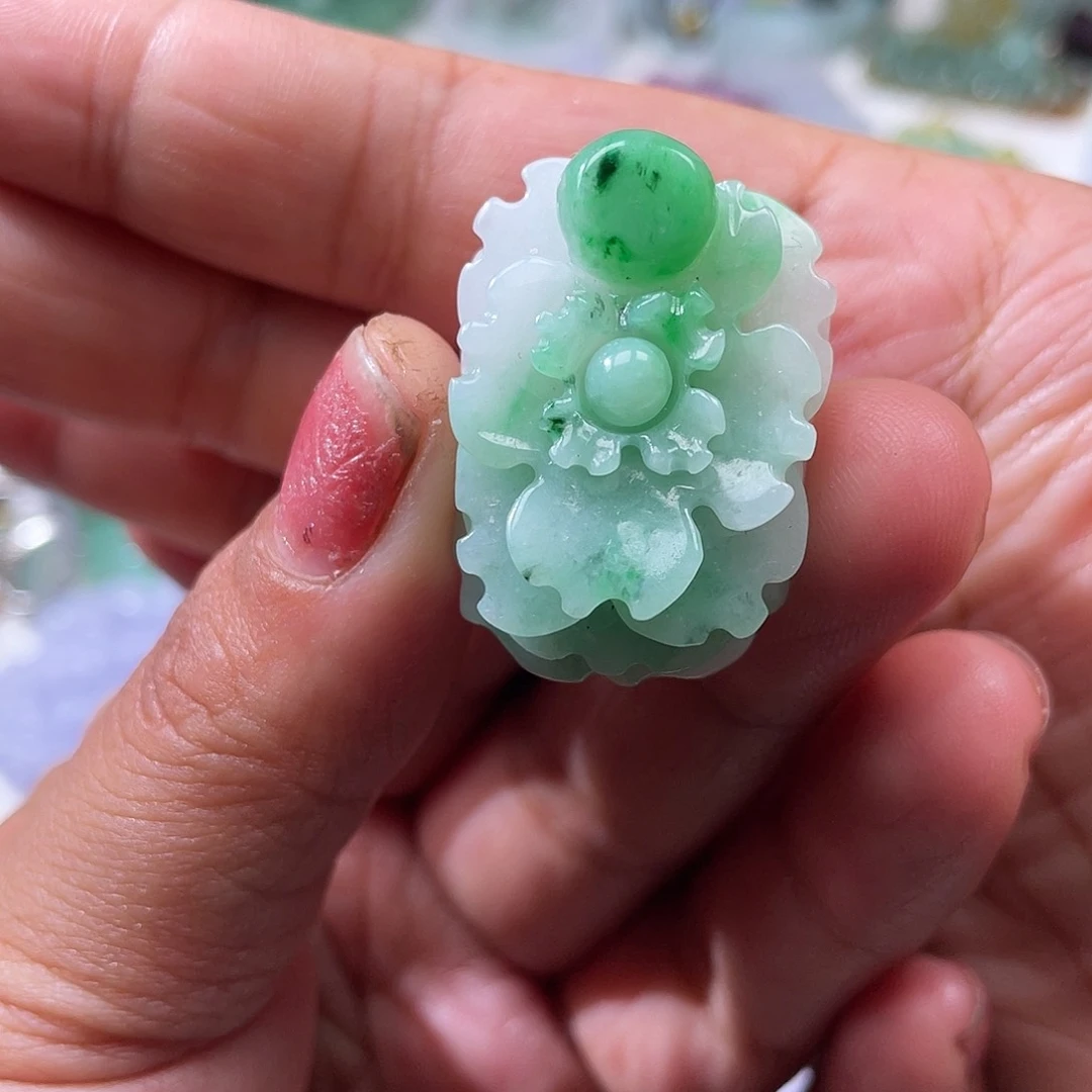 颈饰未镶嵌翡翠翡玉缘翡翠