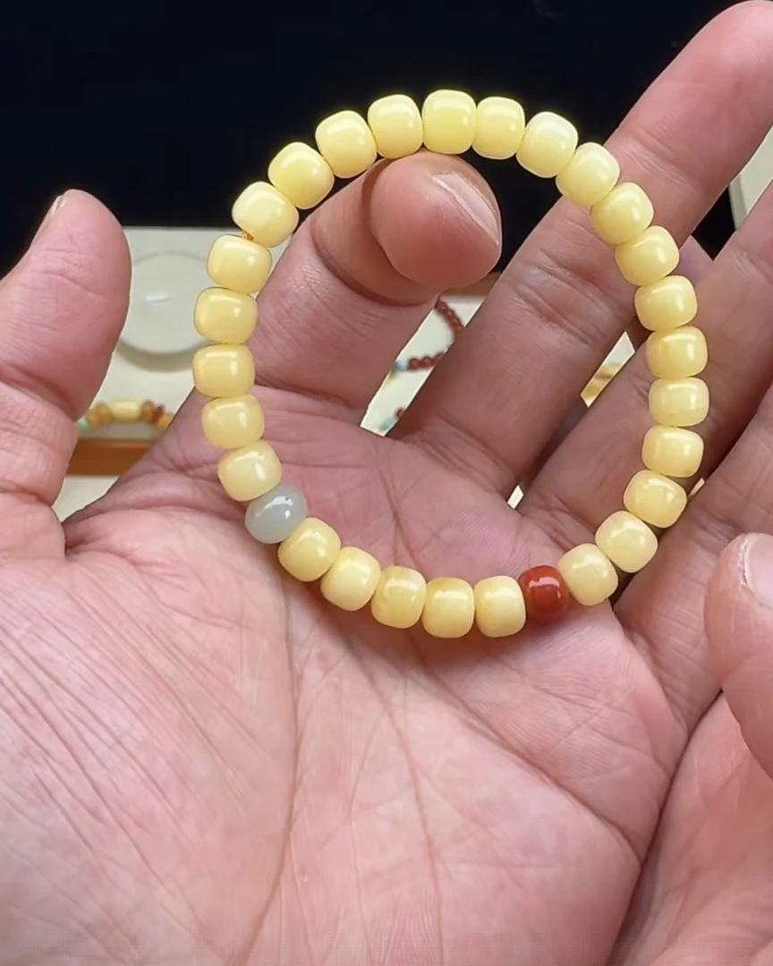 头货白花蜡全品蜜蜡