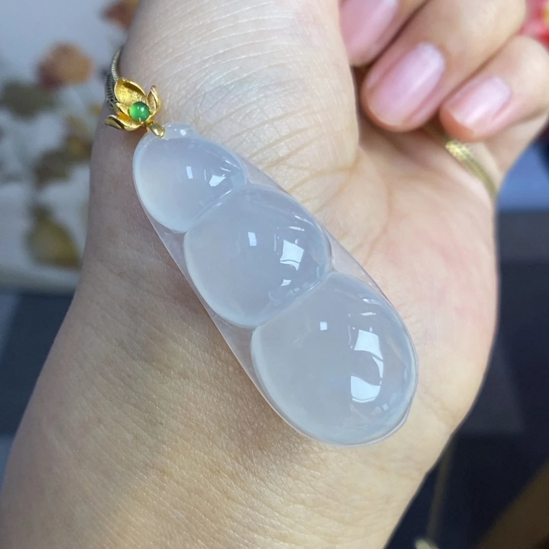 【闪购商品】颈饰18K金镶嵌翡翠20