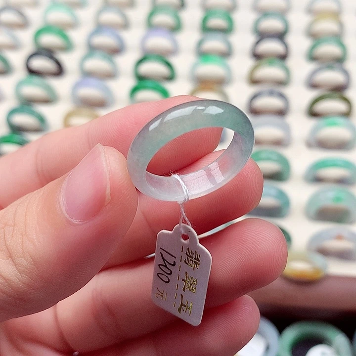 翡翠戒指未镶嵌17-18号