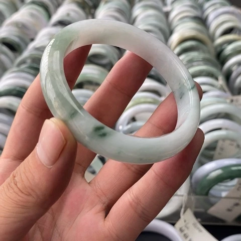 未镶嵌手镯翡翠翡翠手镯