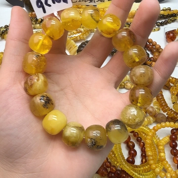 琥珀未镶嵌珠宝奇石