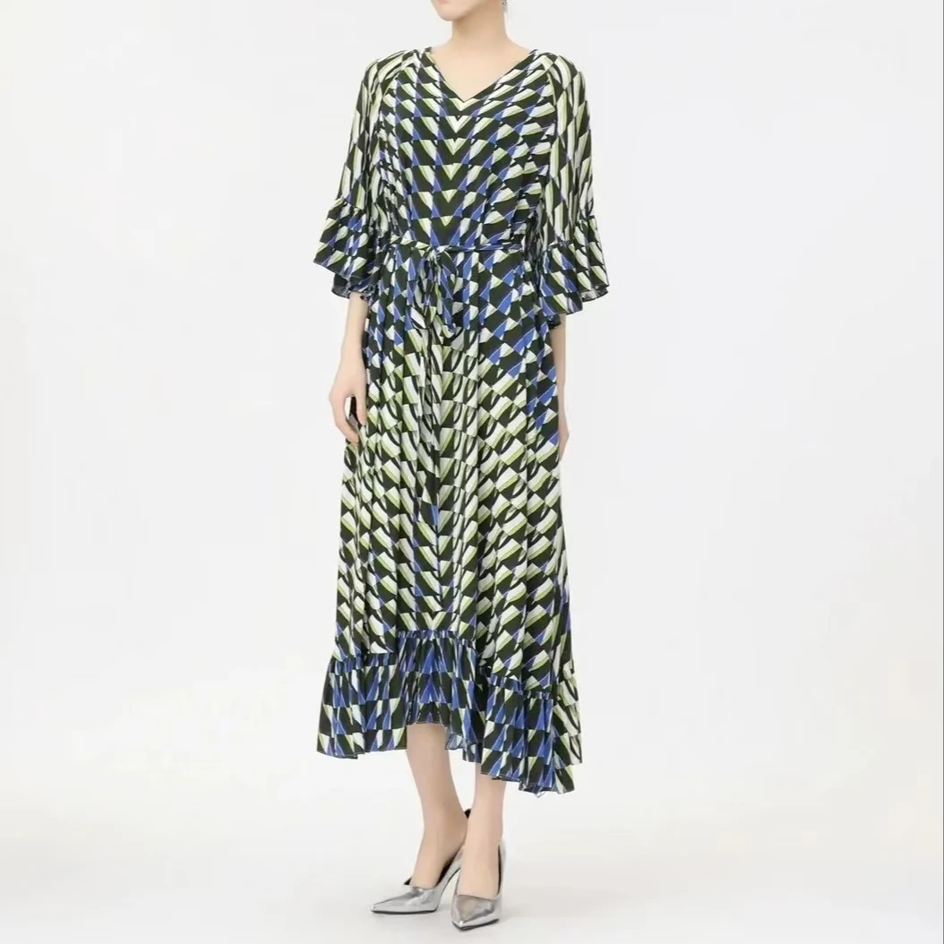 AMASS/阿玛施时尚气质v领洋气宽松连衣裙百搭款5500538