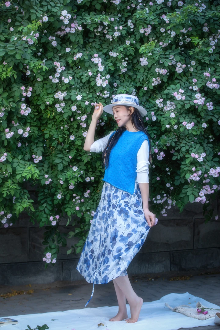 【 一依定制】夏款百搭高腰A字裙文艺简约碎花半身裙气质女装中长款
