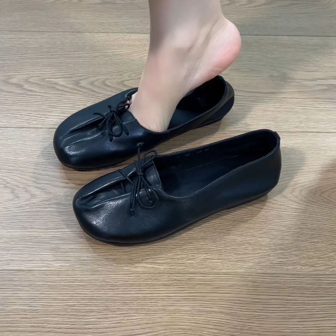 2025新款简约复古文艺褶皱平底单鞋百搭浅口系带舒适芭蕾舞单鞋女