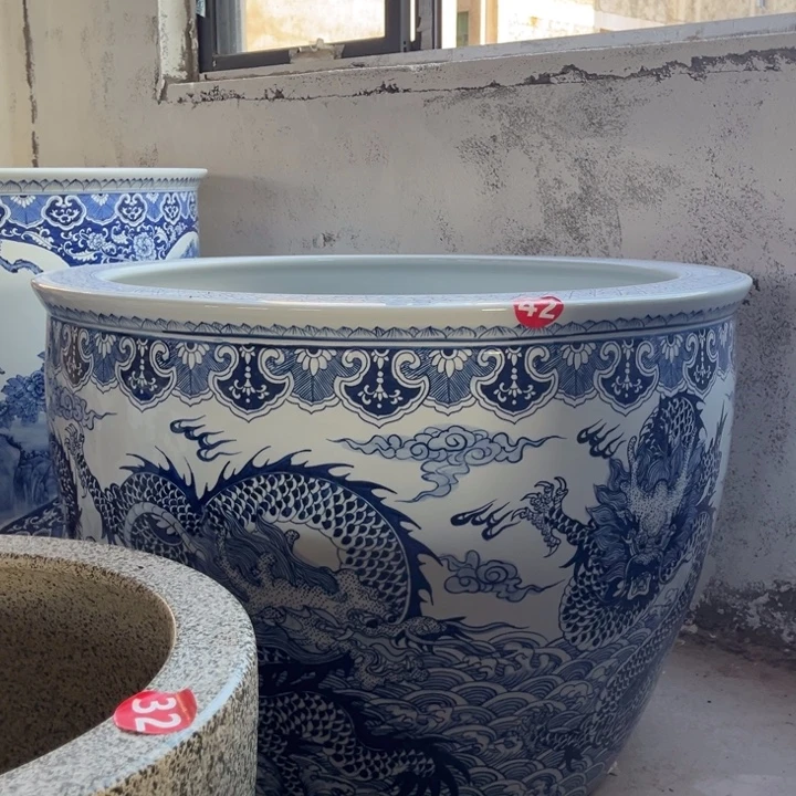 四***春缸景德镇陶瓷艺术品