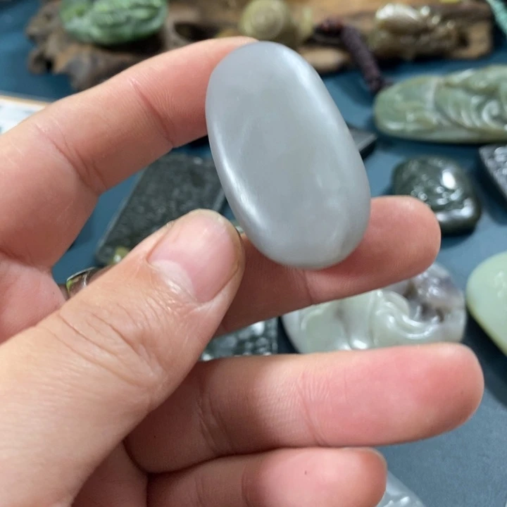 和田玉（糖玉）未镶嵌挂件