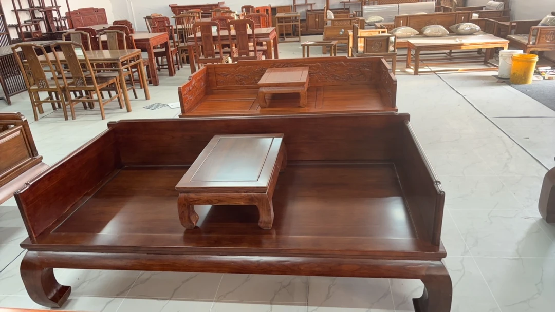 北方榆木素面大弯腿罗汉床