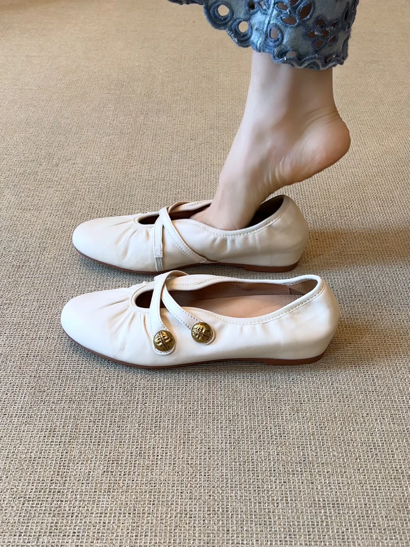 Elingjk/3cm法式复古圆头褶皱浅口交叉带内增高舒适百搭单鞋