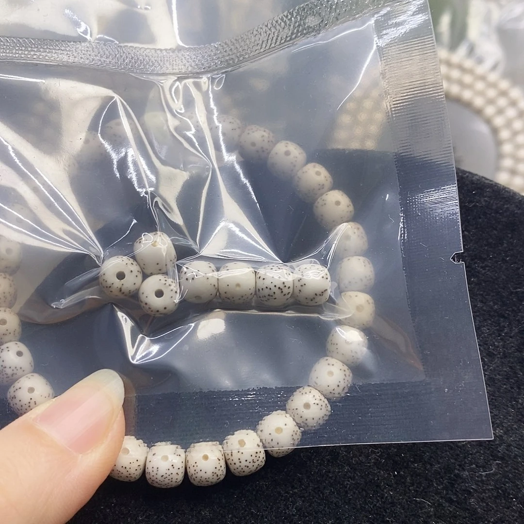 刘***。吊坠星月菩提87原生双白