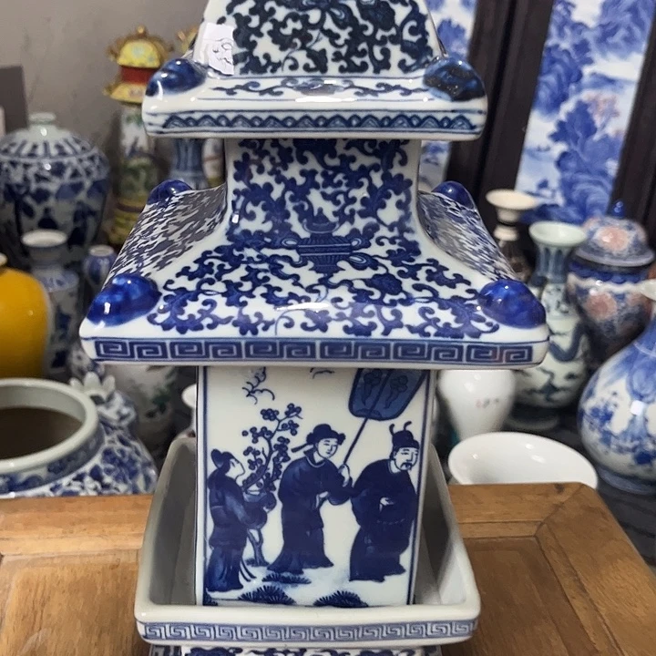摆件青花人物瓷器精品