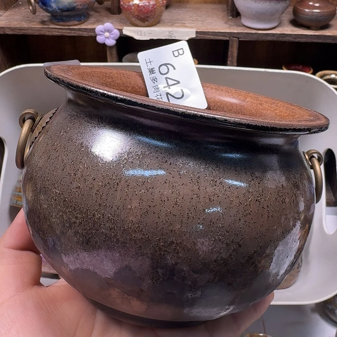 罐肯****贝陶瓷艺术品设计与制作