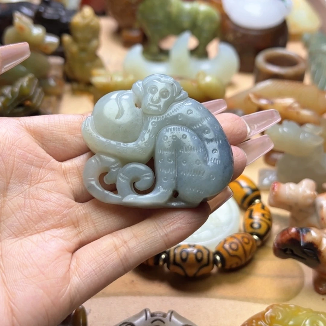 【闪购商品】蛇纹石玉颈饰未镶嵌