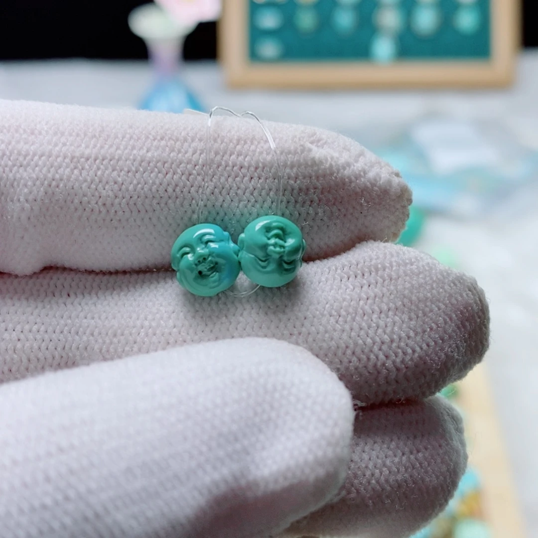 绿松石未镶嵌颈饰