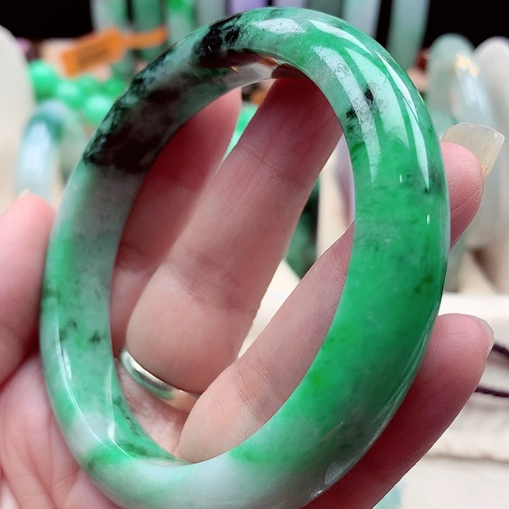 未镶嵌手镯翡翠翡翠